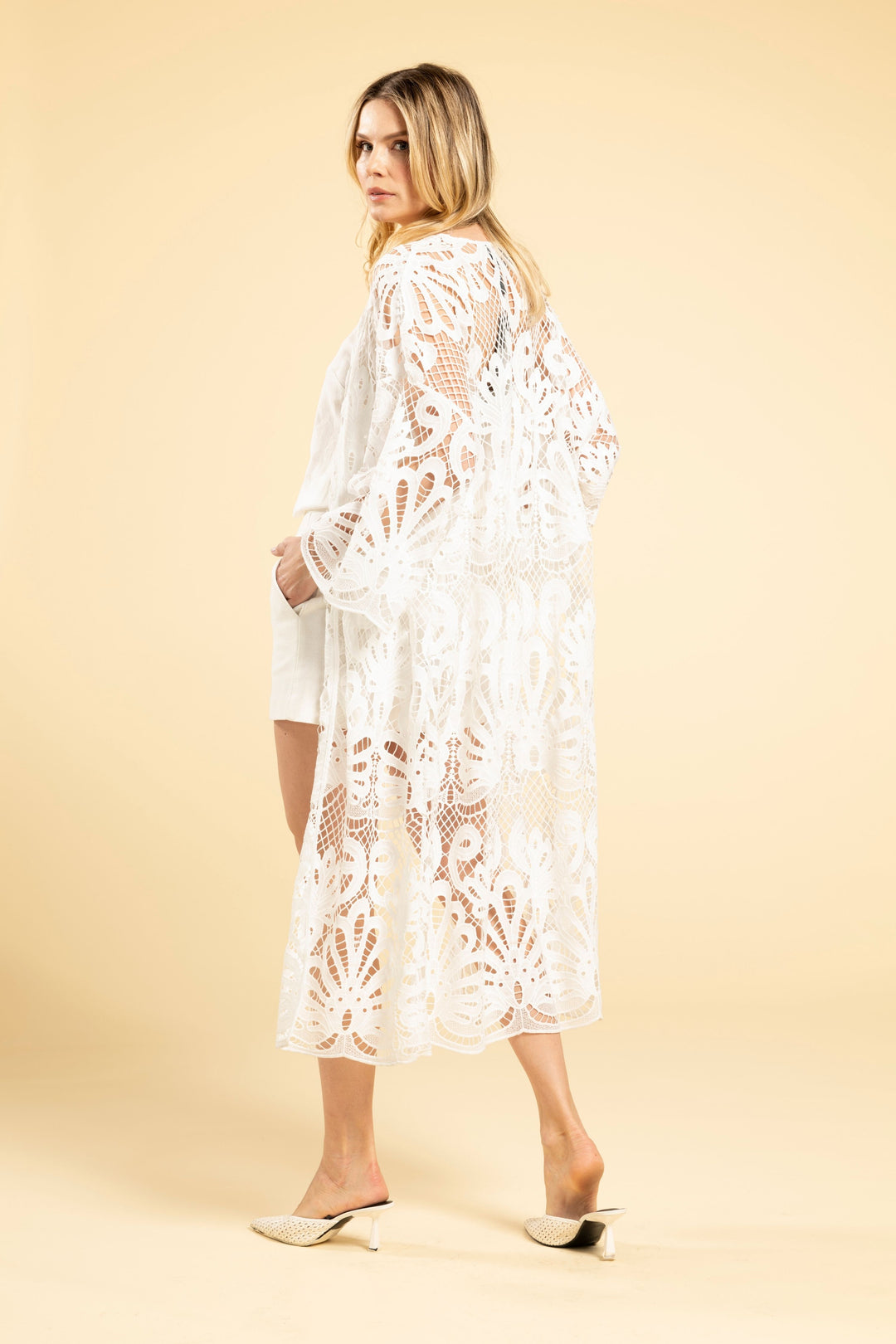Dantel Kaftan