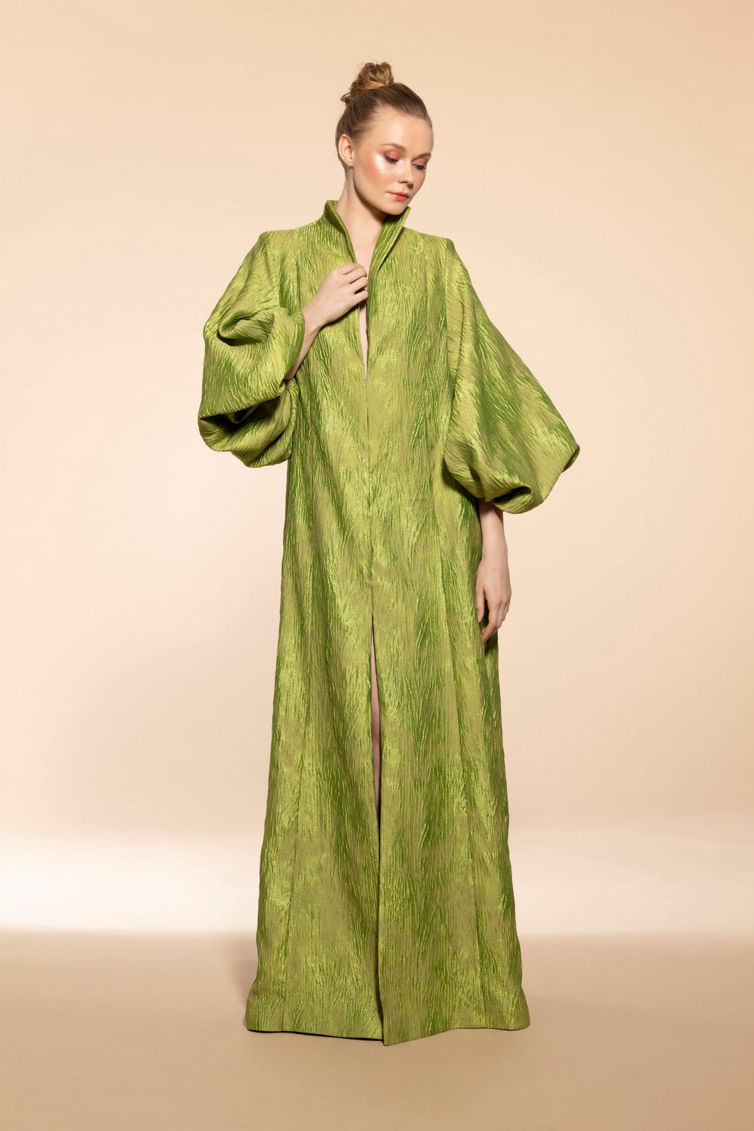 Long Green Caftan in Textured Fabric with Wide Sleeves