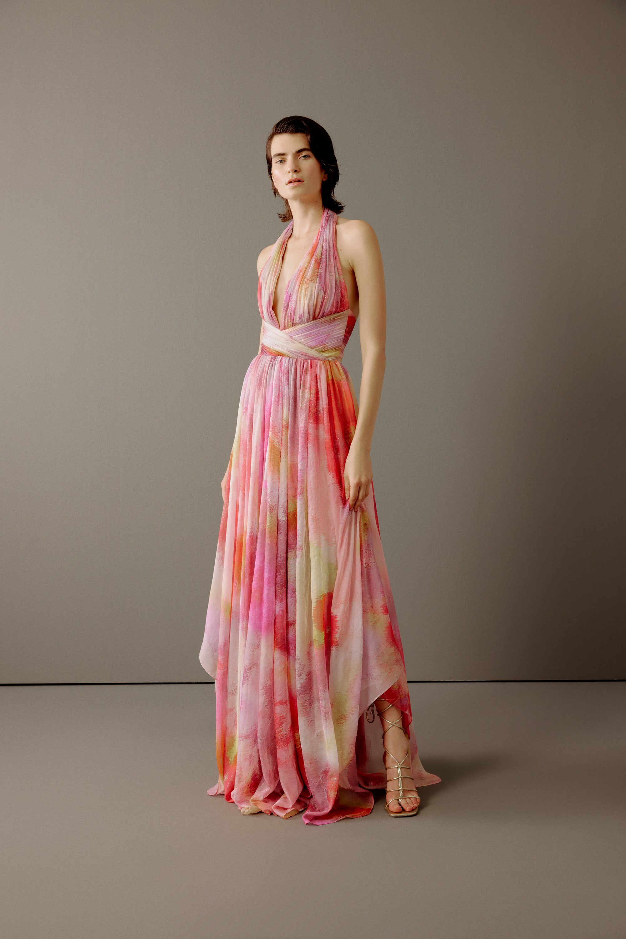 Asymmetric Hem Line V Neck Dress Dilek Hanif Modaevi San ve Tic