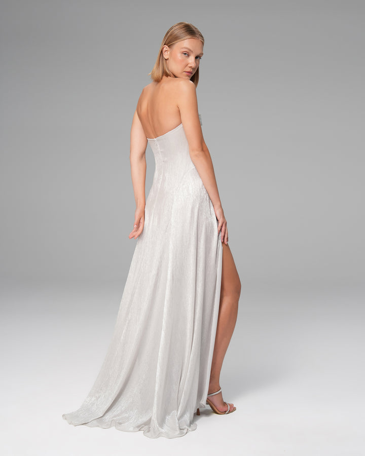 Bow Detailed Strapless Dress
